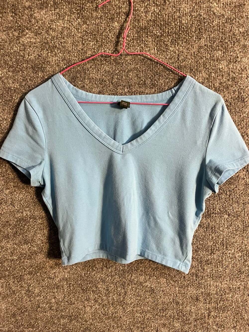 Wild Fable V-Neck Crop Top Size M Light Blue Short Sleeve 003-157